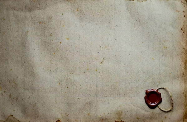 Öregedés Elhasznált Papír Vízfoltokkal Durva Szélekkel Húrral Ellátott Viasztömítéssel — Stock Fotó