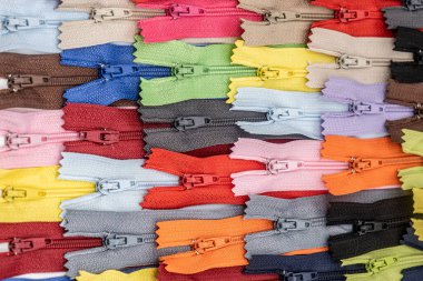 Bağlayıcı kumaş veya tekstil için el yapımı terzilik desenli çok renkli plastik fermuarlar veya Zip Fasteners