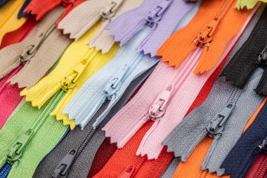 Bağlayıcı kumaş veya tekstil için el yapımı terzilik desenli çok renkli plastik fermuarlar veya Zip Fasteners