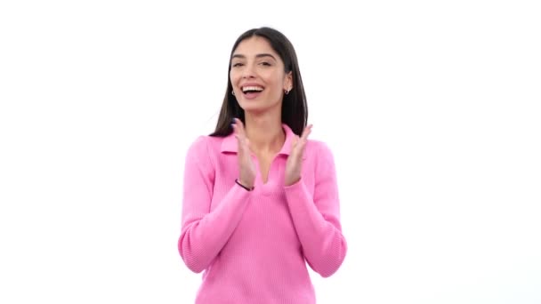 Excité Femme Caucasienne Surprise Applaudissant Célébrant Succès Réjouissant Bonnes Nouvelles — Video