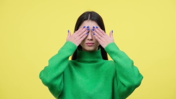 Portrait Serious Doubtful Caucasian Woman Covering Eyes Shaking Head Yellow — Stock Video