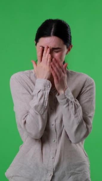 Меланхолія Сумна Кавказька Жінка Плаче Або Плаче Депресії Емоційному Стресі — стокове відео