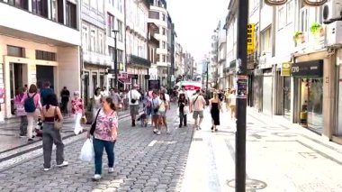 Porto, Portekiz - 13 Ağustos 2025: Porto Portekiz 'de yürüyüş