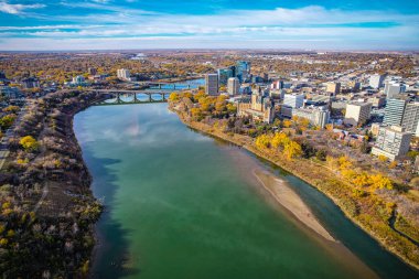 Saskatoon, Saskatchewan, Kanada şehir merkezinin hava manzarası