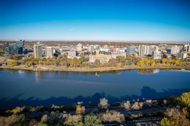 Saskatoon, Saskatchewan, Kanada şehir merkezinin hava manzarası
