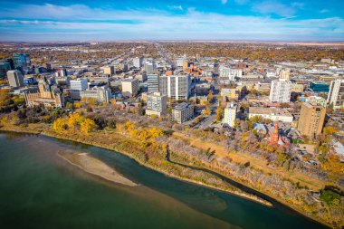 Saskatoon, Saskatchewan, Kanada şehir merkezinin hava manzarası