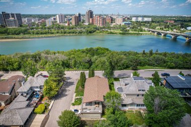 Saskatoon, Saskatchewan, Kanada şehir merkezinin hava manzarası