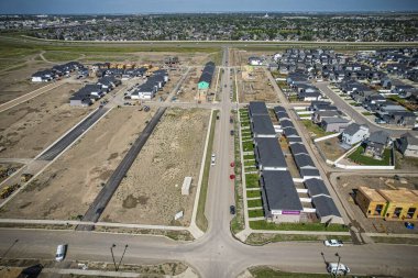 Saskatchewan, Saskatchewan 'da bir mahalle olan Brighton' un havadan görünüşü, şehrin doğu yakasındaki Holmwood Banliyö Geliştirme Bölgesi için planlanan birkaç topluluğun ilki..