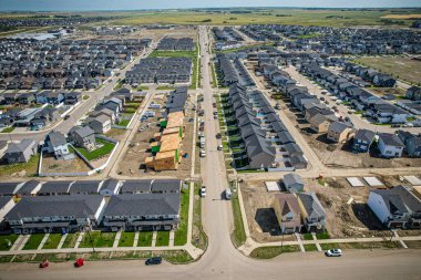 Saskatchewan, Saskatchewan 'da bir mahalle olan Brighton' un havadan görünüşü, şehrin doğu yakasındaki Holmwood Banliyö Geliştirme Bölgesi için planlanan birkaç topluluğun ilki..