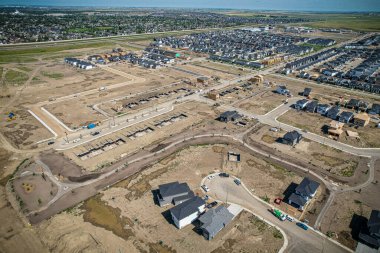 Saskatchewan, Saskatchewan 'da bir mahalle olan Brighton' un havadan görünüşü, şehrin doğu yakasındaki Holmwood Banliyö Geliştirme Bölgesi için planlanan birkaç topluluğun ilki..