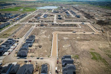 Saskatchewan, Saskatchewan 'da bir mahalle olan Brighton' un havadan görünüşü, şehrin doğu yakasındaki Holmwood Banliyö Geliştirme Bölgesi için planlanan birkaç topluluğun ilki..