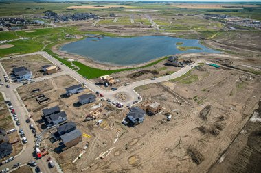 Saskatchewan, Saskatchewan 'da bir mahalle olan Brighton' un havadan görünüşü, şehrin doğu yakasındaki Holmwood Banliyö Geliştirme Bölgesi için planlanan birkaç topluluğun ilki..