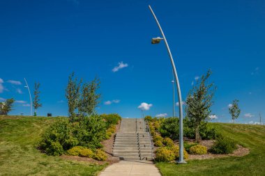 Misaskwatomina Parkı Saskatoon 'un Evergreen mahallesinde yer almaktadır..