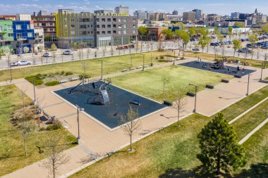 Isinger Park Saskatoon 'un Riversdale mahallesinde yer almaktadır..