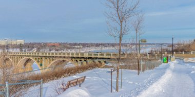 Cosmopolitan Park Saskatoon 'un Nutana mahallesinde yer almaktadır..