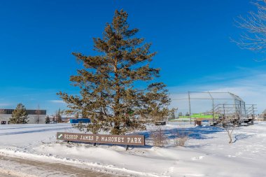 Piskopos James P. Mahoney Park Saskatoon 'un Lawson Heights mahallesinde yer almaktadır..
