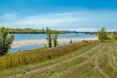 PCR Banting Park Saskatoon 'un River Heights mahallesinde yer almaktadır..