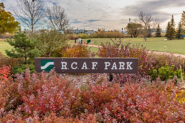 Der Rcaf Memorial Park Befindet Sich Flughafenviertel Von Saskatoon — Stockfoto