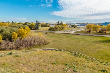 Diefenbaker Parkı Saskatoon Diefenbaker Yönetim Bölgesi 'nde yer almaktadır..
