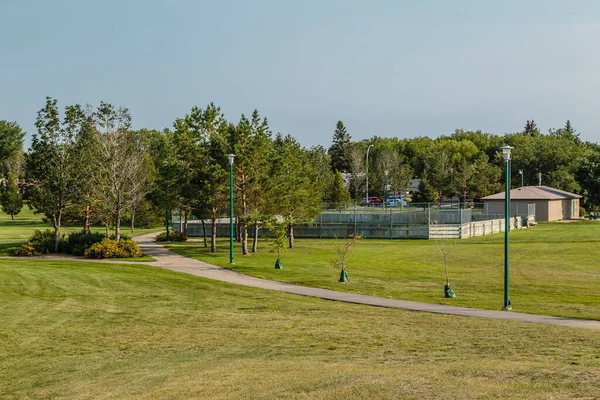 Seager Wheeler Park는 Saskatoon의 Westview 지역에 위치하고 있습니다 — 스톡 사진