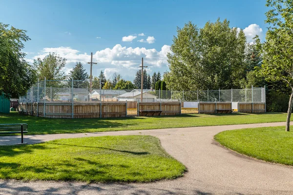 Archibald Mcdonald Park Está Localizado Bairro Massey Place Saskatoon — Fotografia de Stock