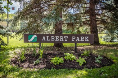 Albert Park, Saskatoon 'un Varsity View mahallesinde yer almaktadır..