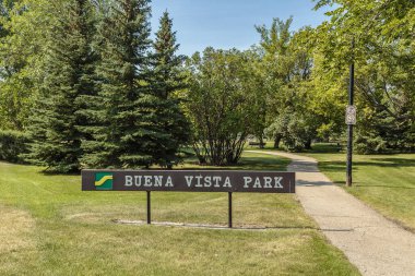 Buena Vista Parkı Saskatoon 'un Buena Vista mahallesinde yer almaktadır..