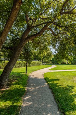 Buena Vista Parkı Saskatoon 'un Buena Vista mahallesinde yer almaktadır..