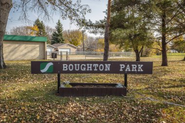 Boughton Park Saskatoon 'un Holiday Park mahallesinde yer almaktadır..