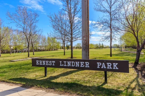 Ernest Lindner Park Trova Nel Quartiere Erindale Saskatoon — Foto Stock