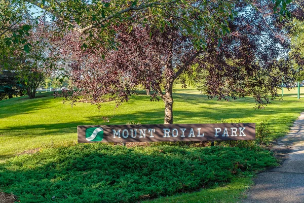Mount Royal Park Liegt Mount Royal Viertel Von Saskatoon — Stockfoto