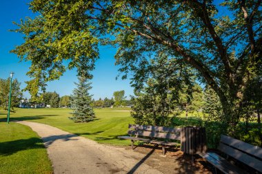 Mount Royal Park Saskatoon 'un Mount Royal mahallesinde yer almaktadır..
