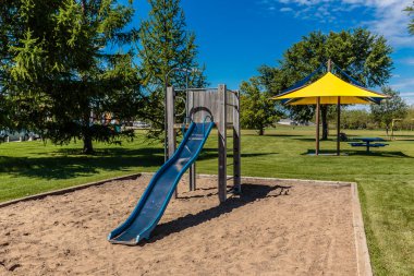 James Anderson Parkı Saskatoon 'un Eastview mahallesinde yer almaktadır..