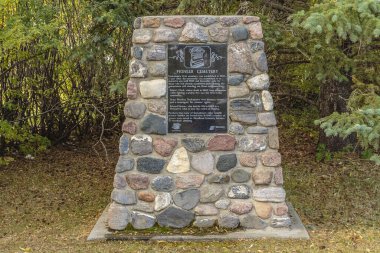 Diefenbaker Parkı Saskatoon Diefenbaker Yönetim Bölgesi 'nde yer almaktadır..