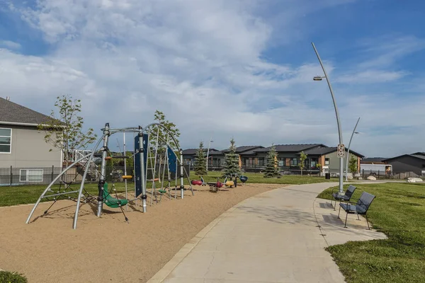 Elaine Hnatyshyn Park Encuentra Barrio Evergreen Saskatoon — Foto de Stock