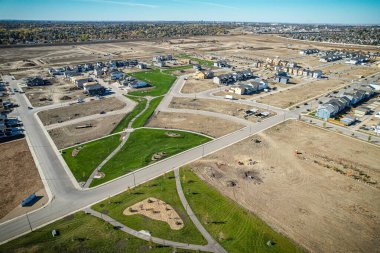 Saskatchewan, Saskatchewan 'da bir mahalle olan Brighton' un havadan görünüşü, şehrin doğu yakasındaki Holmwood Banliyö Geliştirme Bölgesi için planlanan birkaç topluluğun ilki..