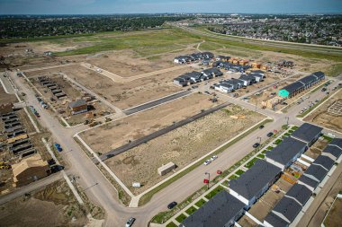 Saskatchewan, Saskatchewan 'da bir mahalle olan Brighton' un havadan görünüşü, şehrin doğu yakasındaki Holmwood Banliyö Geliştirme Bölgesi için planlanan birkaç topluluğun ilki..