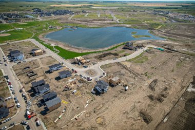 Saskatchewan, Saskatchewan 'da bir mahalle olan Brighton' un havadan görünüşü, şehrin doğu yakasındaki Holmwood Banliyö Geliştirme Bölgesi için planlanan birkaç topluluğun ilki..