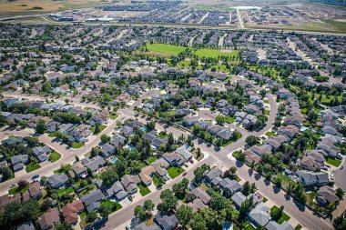 Erindale, Kanada 'nın Saskatchewan eyaletinin kuzeydoğusunda yer alan bir yerleşim birimidir. Çoğunlukla düşük yoğunluklu, tek kişilik müstakil konutlardan oluşur..