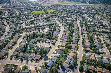Erindale, Kanada 'nın Saskatchewan eyaletinin kuzeydoğusunda yer alan bir yerleşim birimidir. Çoğunlukla düşük yoğunluklu, tek kişilik müstakil konutlardan oluşur..