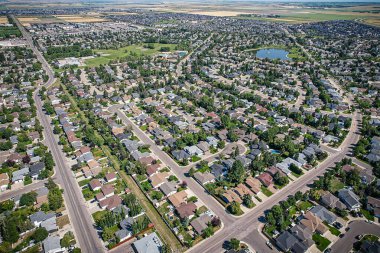 Erindale, Kanada 'nın Saskatchewan eyaletinin kuzeydoğusunda yer alan bir yerleşim birimidir. Çoğunlukla düşük yoğunluklu, tek kişilik müstakil konutlardan oluşur..