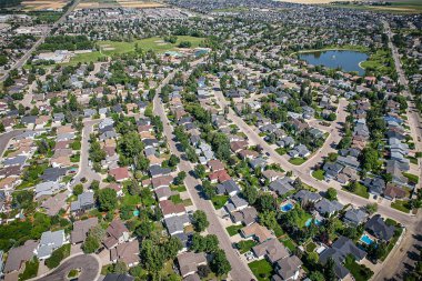 Erindale, Kanada 'nın Saskatchewan eyaletinin kuzeydoğusunda yer alan bir yerleşim birimidir. Çoğunlukla düşük yoğunluklu, tek kişilik müstakil konutlardan oluşur..
