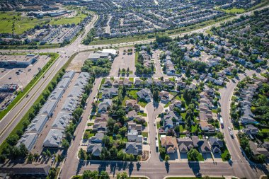 Erindale, Kanada 'nın Saskatchewan eyaletinin kuzeydoğusunda yer alan bir yerleşim birimidir. Çoğunlukla düşük yoğunluklu, tek kişilik müstakil konutlardan oluşur..