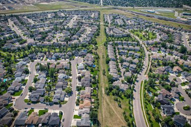 Erindale, Kanada 'nın Saskatchewan eyaletinin kuzeydoğusunda yer alan bir yerleşim birimidir. Çoğunlukla düşük yoğunluklu, tek kişilik müstakil konutlardan oluşur..