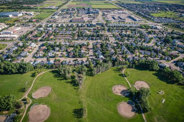 Erindale, Kanada 'nın Saskatchewan eyaletinin kuzeydoğusunda yer alan bir yerleşim birimidir. Çoğunlukla düşük yoğunluklu, tek kişilik müstakil konutlardan oluşur..
