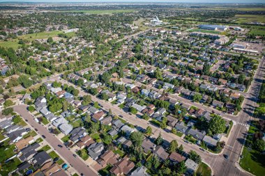 Erindale, Kanada 'nın Saskatchewan eyaletinin kuzeydoğusunda yer alan bir yerleşim birimidir. Çoğunlukla düşük yoğunluklu, tek kişilik müstakil konutlardan oluşur..