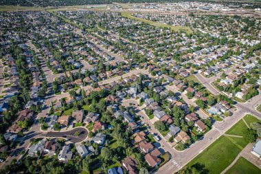 Erindale, Kanada 'nın Saskatchewan eyaletinin kuzeydoğusunda yer alan bir yerleşim birimidir. Çoğunlukla düşük yoğunluklu, tek kişilik müstakil konutlardan oluşur..