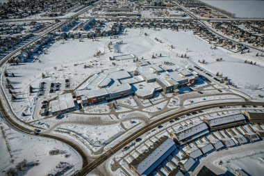 Willowgrove 'un yükseltilmiş panoraması, modern estetik gösterileri... yemyeşil, zengin Saskatoonlar' ın banliyö güzelliği ile iç içe geçmiş.