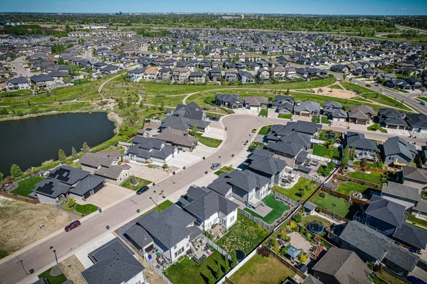 stock image Captivating aerial shot of Stonebridge in Saskatoon, highlighting the harmonious blend of modern architecture and Saskatchewans verdant surroundings.