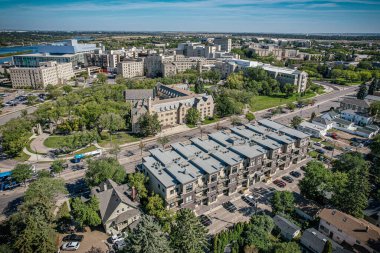 Saskatchewan Üniversitesi, Kanada 'nın Saskatchewan eyaletinin Saskatchewan kentinde bulunan Güney Saskatchewan Nehri' nin doğu yakasında yer alan bir devlet üniversitesidir..